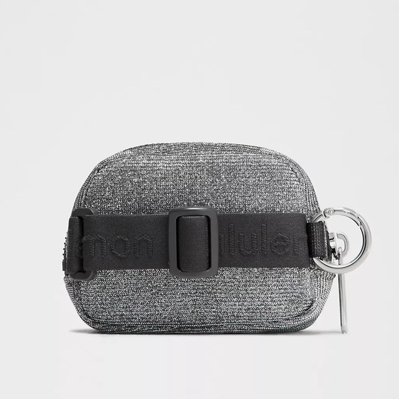 NWT Lululemon Everywhere Belt Bag Nano *Glitter ONE SIZE (DKSV/GGRE/SLVR) - Picture 2 of 16